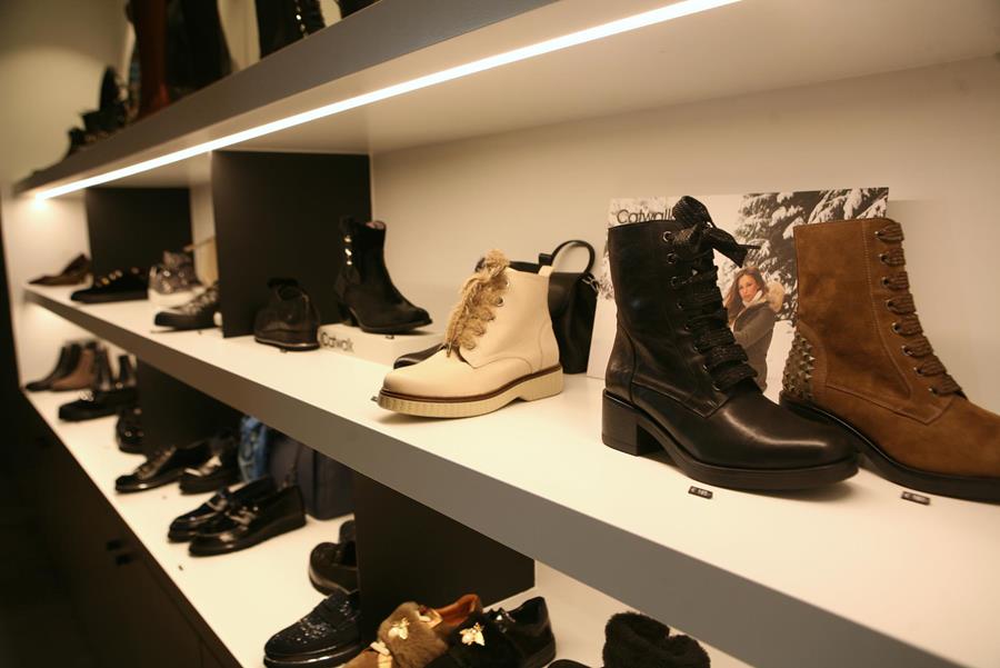 Shopping tranquille dans  le nouveau paradis de la chaussure