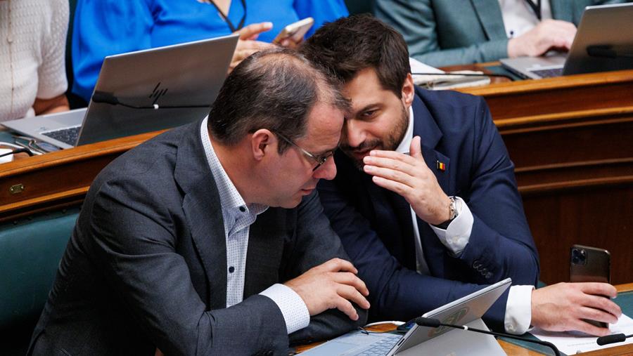 Bouchez: Vandenbroucke wil "staatsgeneeskunde" invoeren