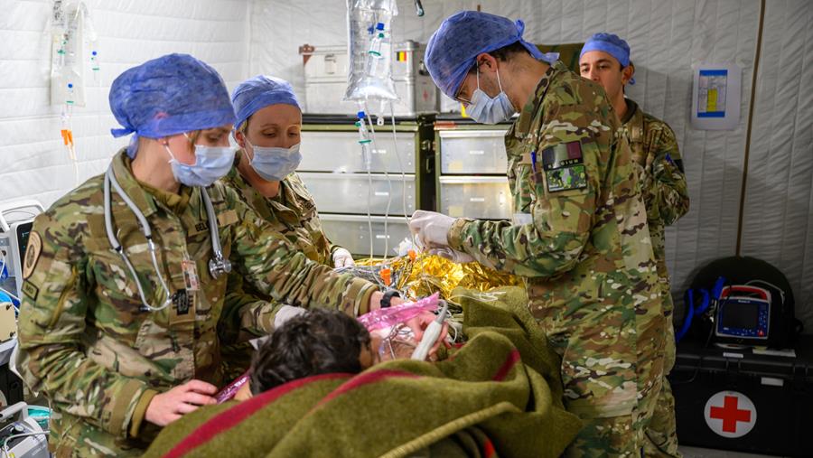 La médecine de guerre va devenir une matière obligatoire pour les futurs médecins
