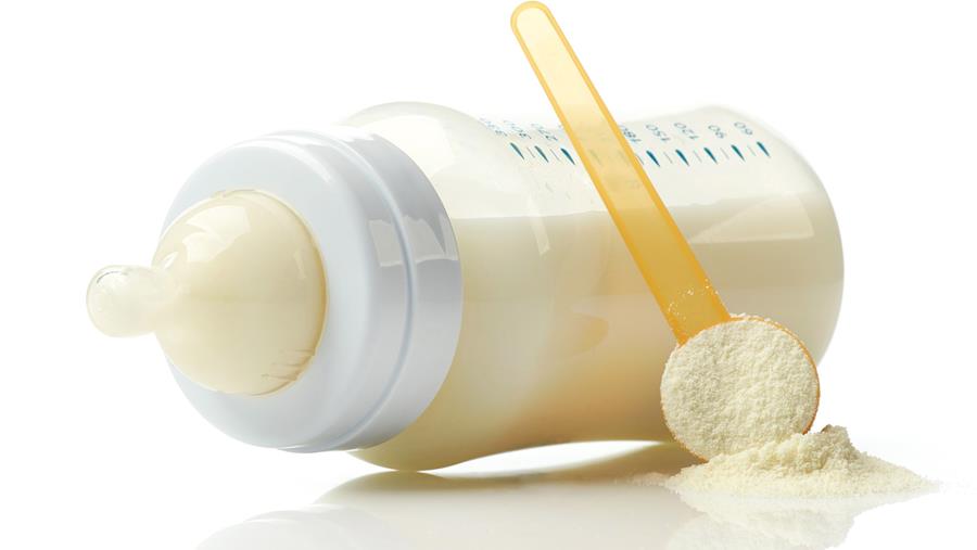 Laits infantiles contaminés : le retrait de certains lots ne doit pas modifier l’alimentation des nourrissons